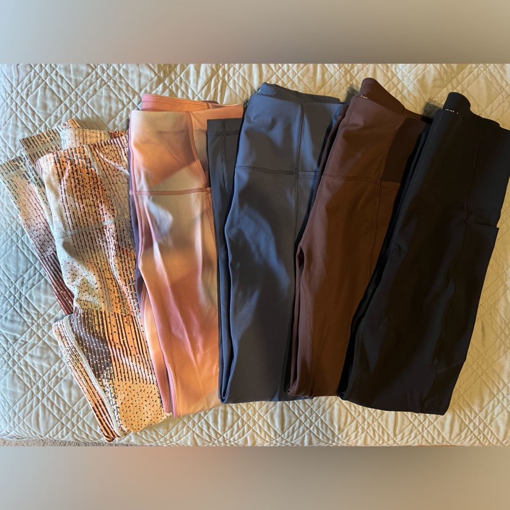 Lot of sweaty betty size small leggings. Excellent condition. All full length